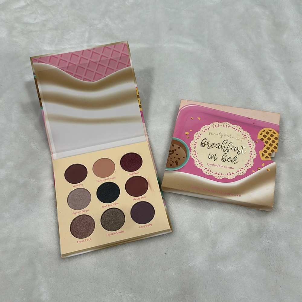 Beauty bakerie breakfast in bed eyeshadow pallet